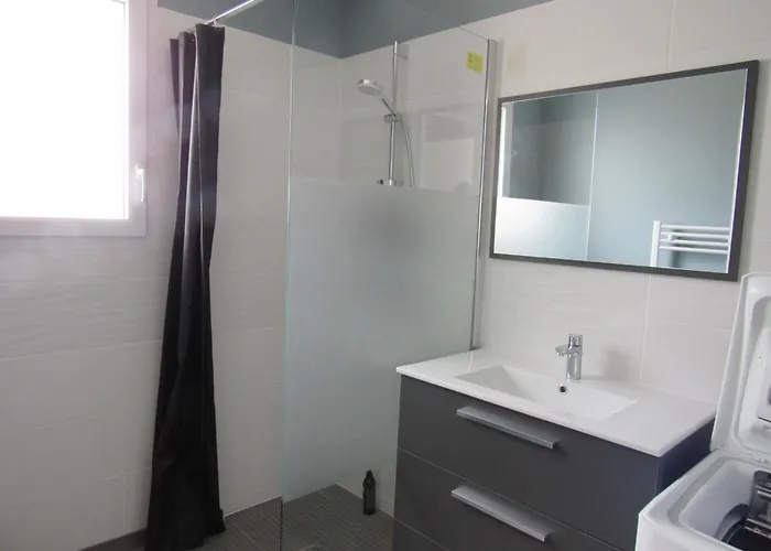 Maison Recente Proche Centre-ville, 6 Couchages - Fr-1-194-432