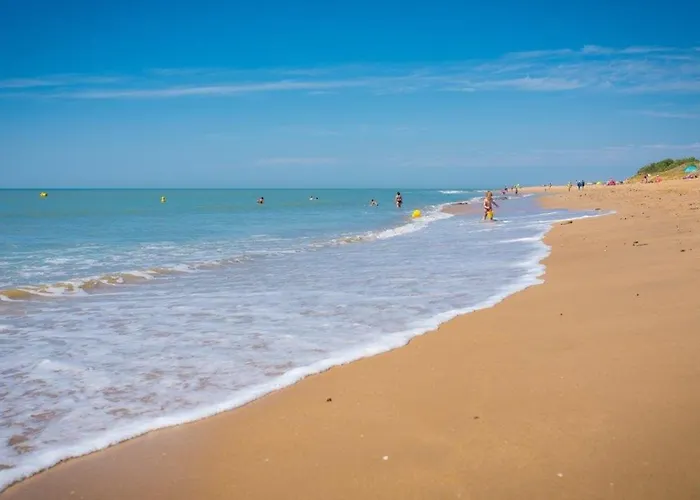 Holiday home Maison Recente Proche Centre-ville, 6 Couchages - Fr-1-194-432 La Tranche-sur-Mer